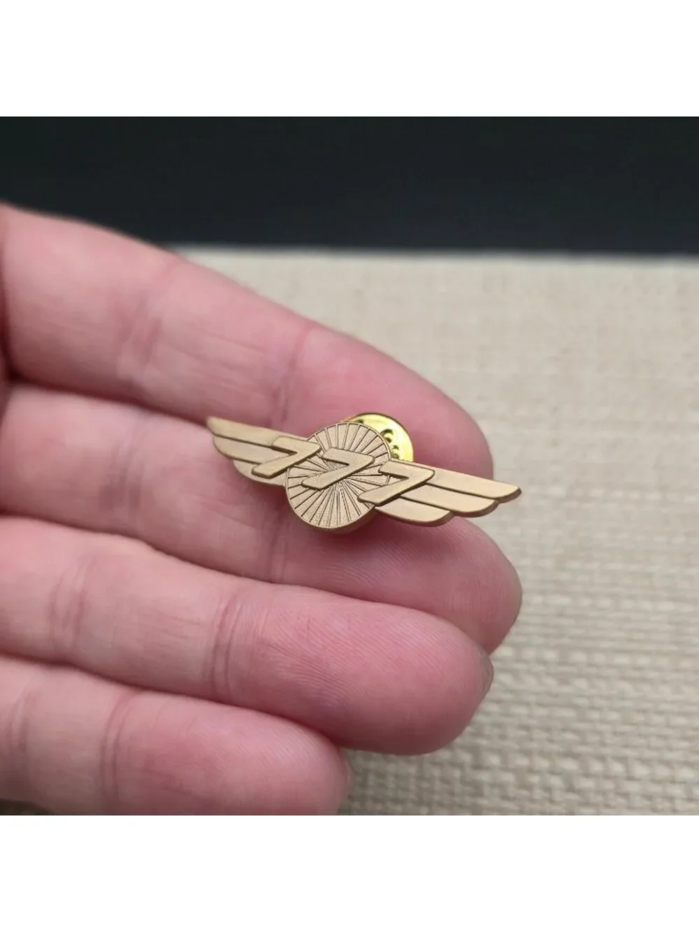 Boeing 777 Heritage Wings Antiqued Brass Lapel Pin Brooch A8064